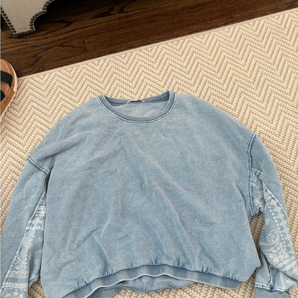 Women's Blue Sweatshirt W/ Bandana Pattern on Sleeves